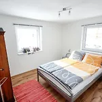 Stein By Interhome Pians